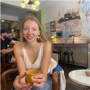 Sprachlehrerin für die Sprachen Deutsch, Englisch, Französisch und Spanisch